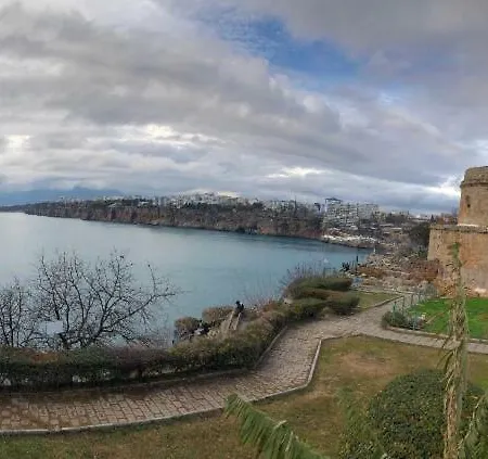Muratpasa Isiklar Caddesi Kaleici Yakini 2+1 Full Daire & Wifi Apartman *